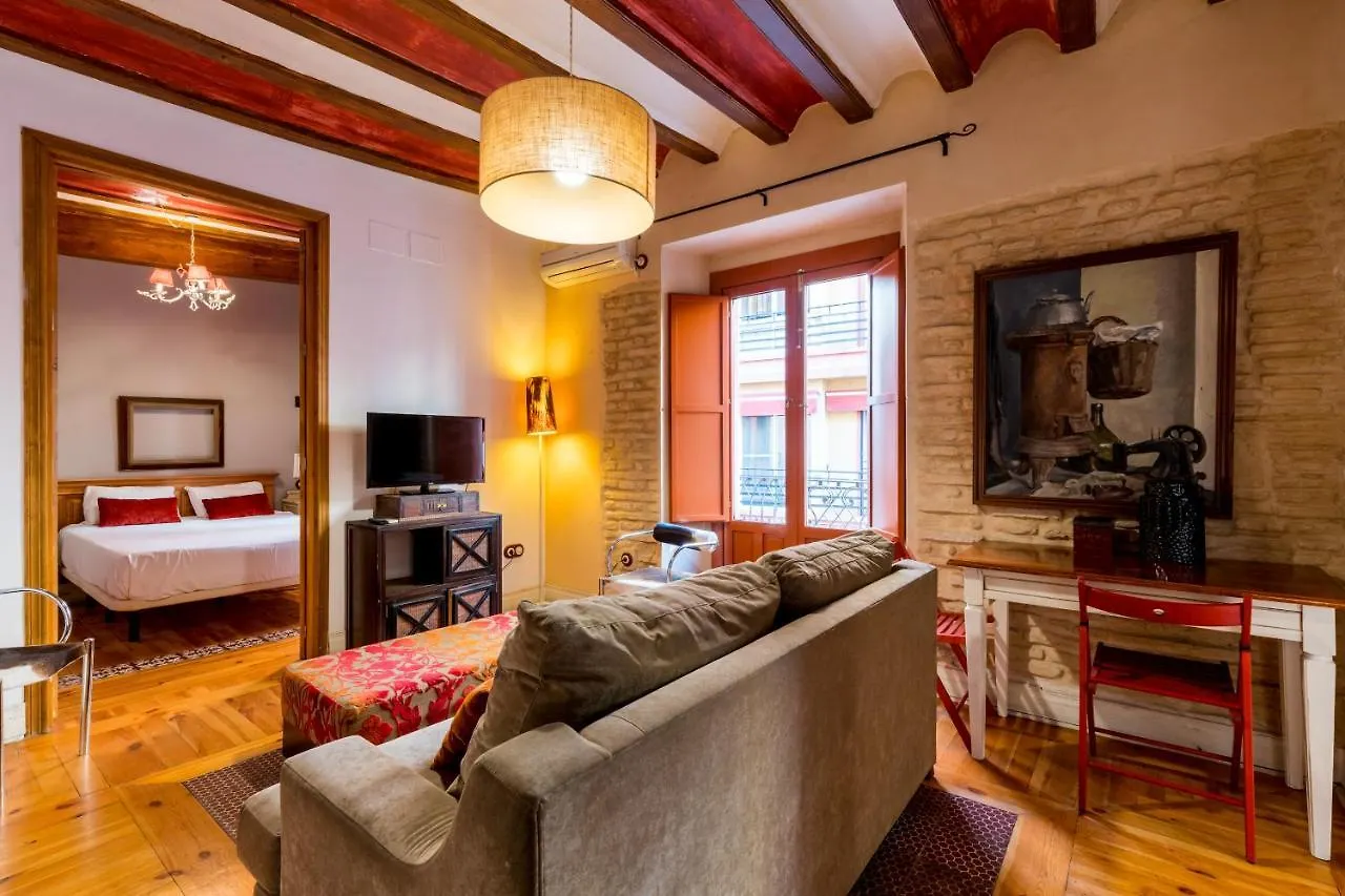 Alameda Suites Apartments Siviglia
