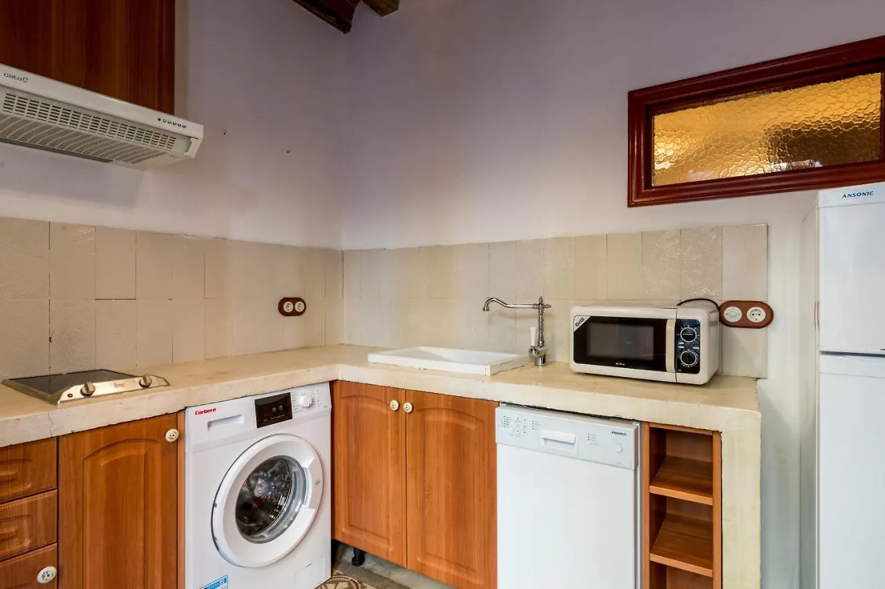 Alameda Suites Apartments Siviglia
