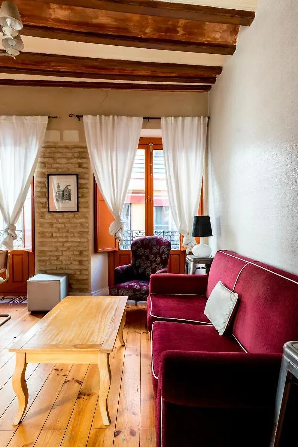 Alameda Suites Apartments Siviglia