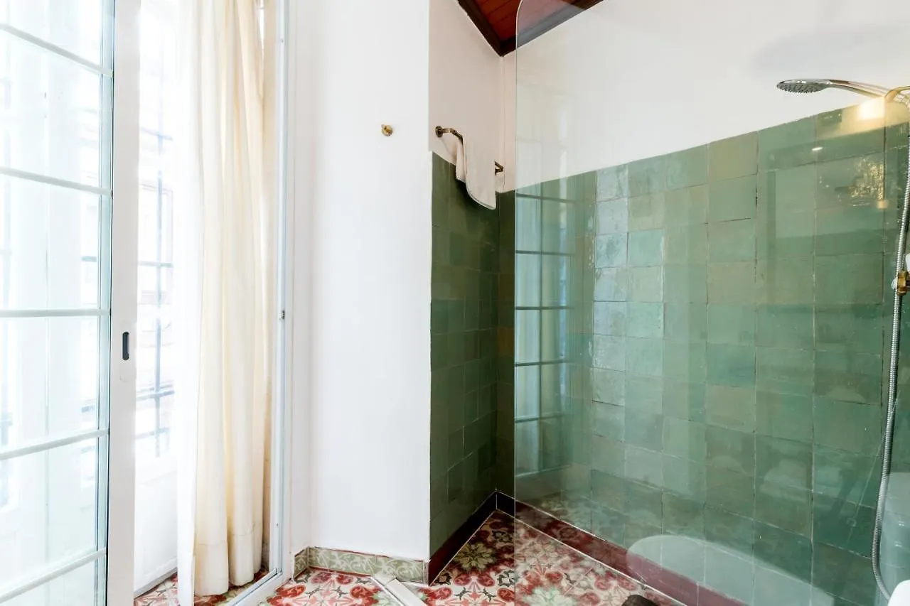 Alameda Suites Apartments Siviglia