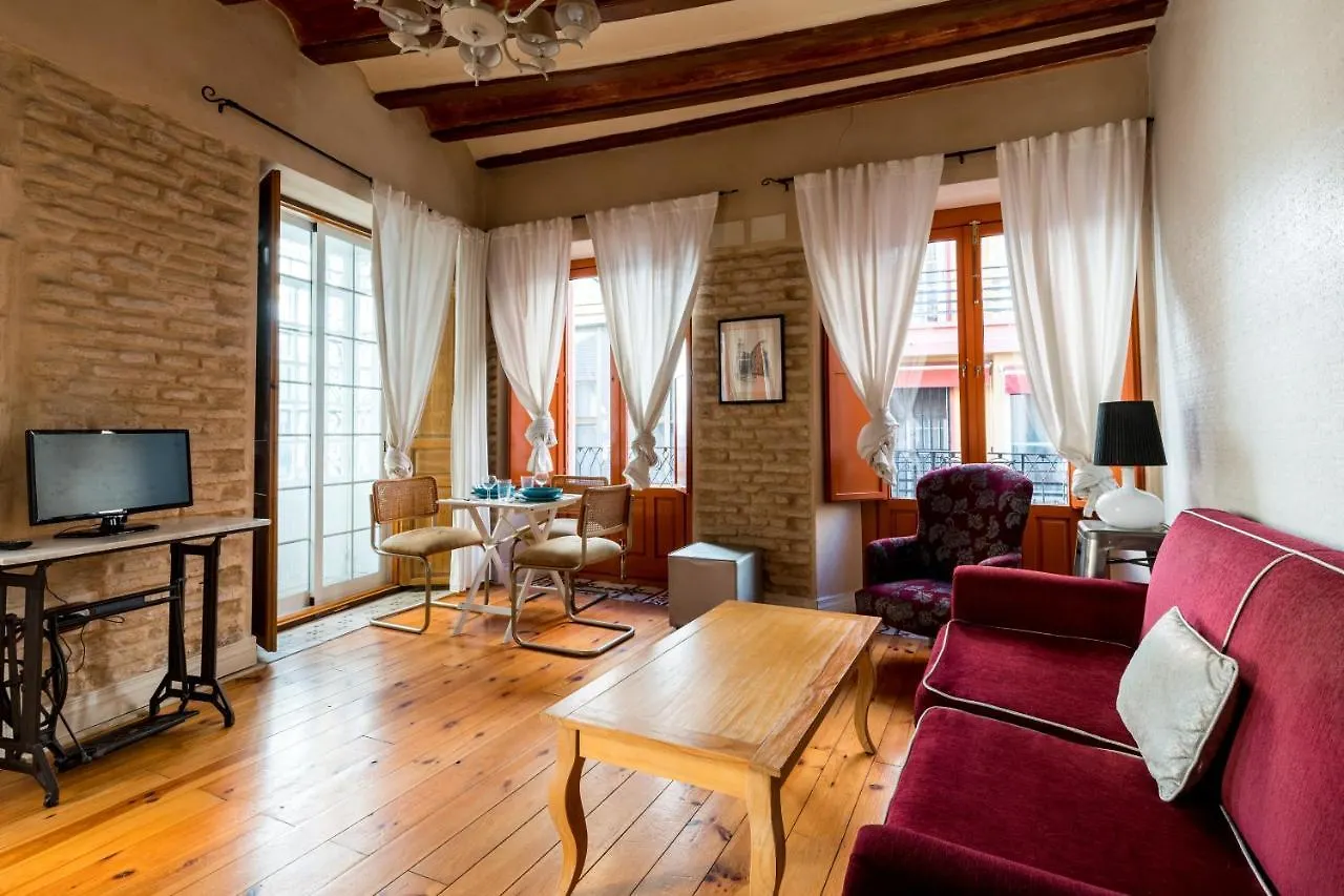 Alameda Suites Apartments Siviglia