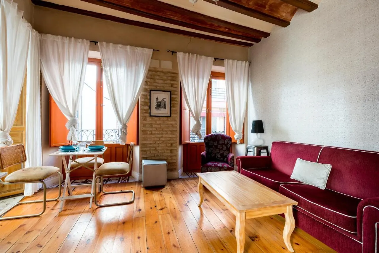 Alameda Suites Apartments Siviglia 0*,