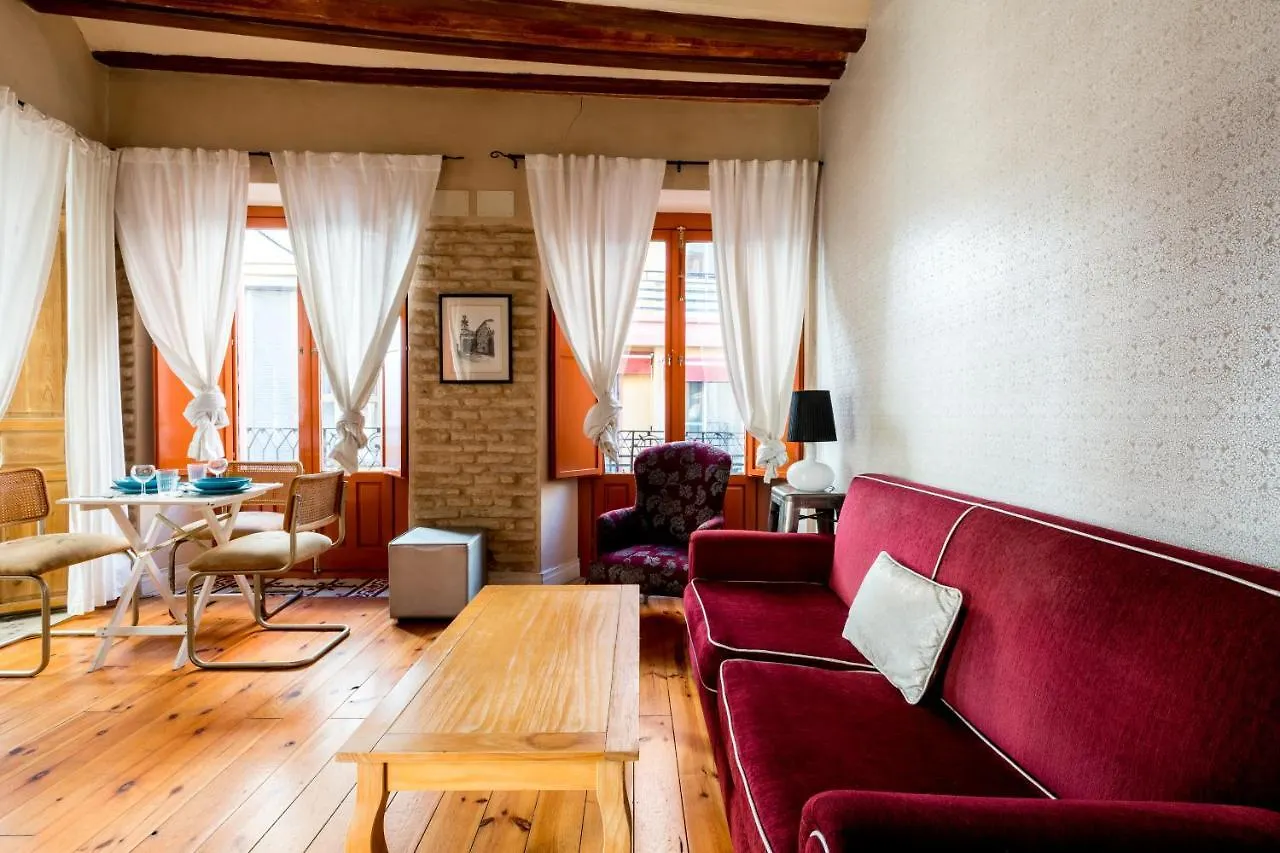 Alameda Suites Apartments Siviglia